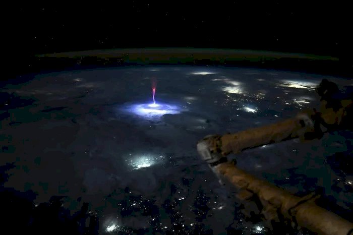 Astronauta Registra Raro Fenômeno Atmosférico
